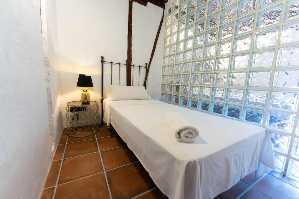 Encantador Apartamento En Calle Segovia Madrid Exterior foto